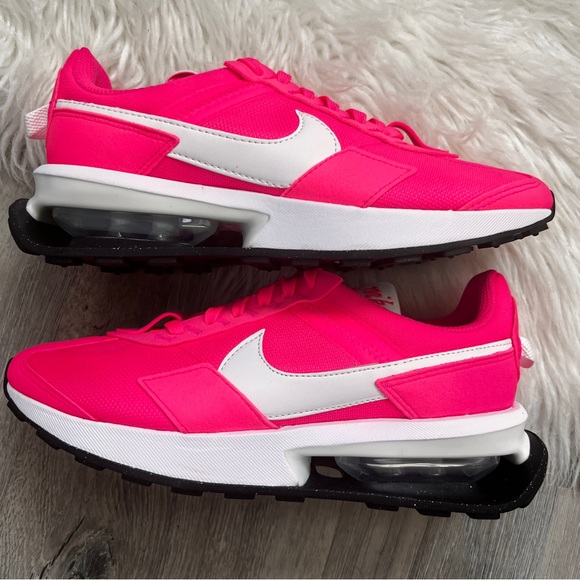 NWT Air Max Pre-Day NN Women’s Shoes - Picture 2 of 8